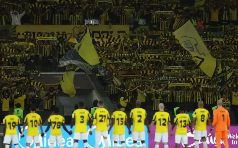 مفاجأة .. لاعب مصري “حالي” يقترب من الاعتزال للانتقال إلى الاتحاد بدور خاص!